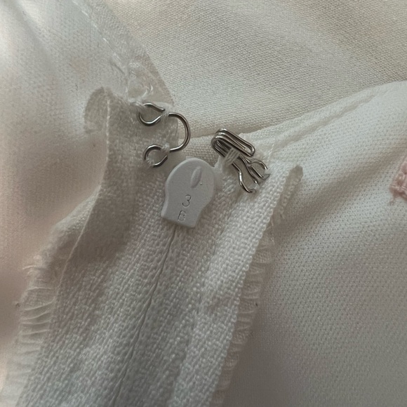 Women’s White Dress - Picture 2 of 7